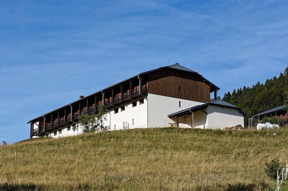 Hotel Club Le Risoux Bois-d'Amont Bagian luar foto