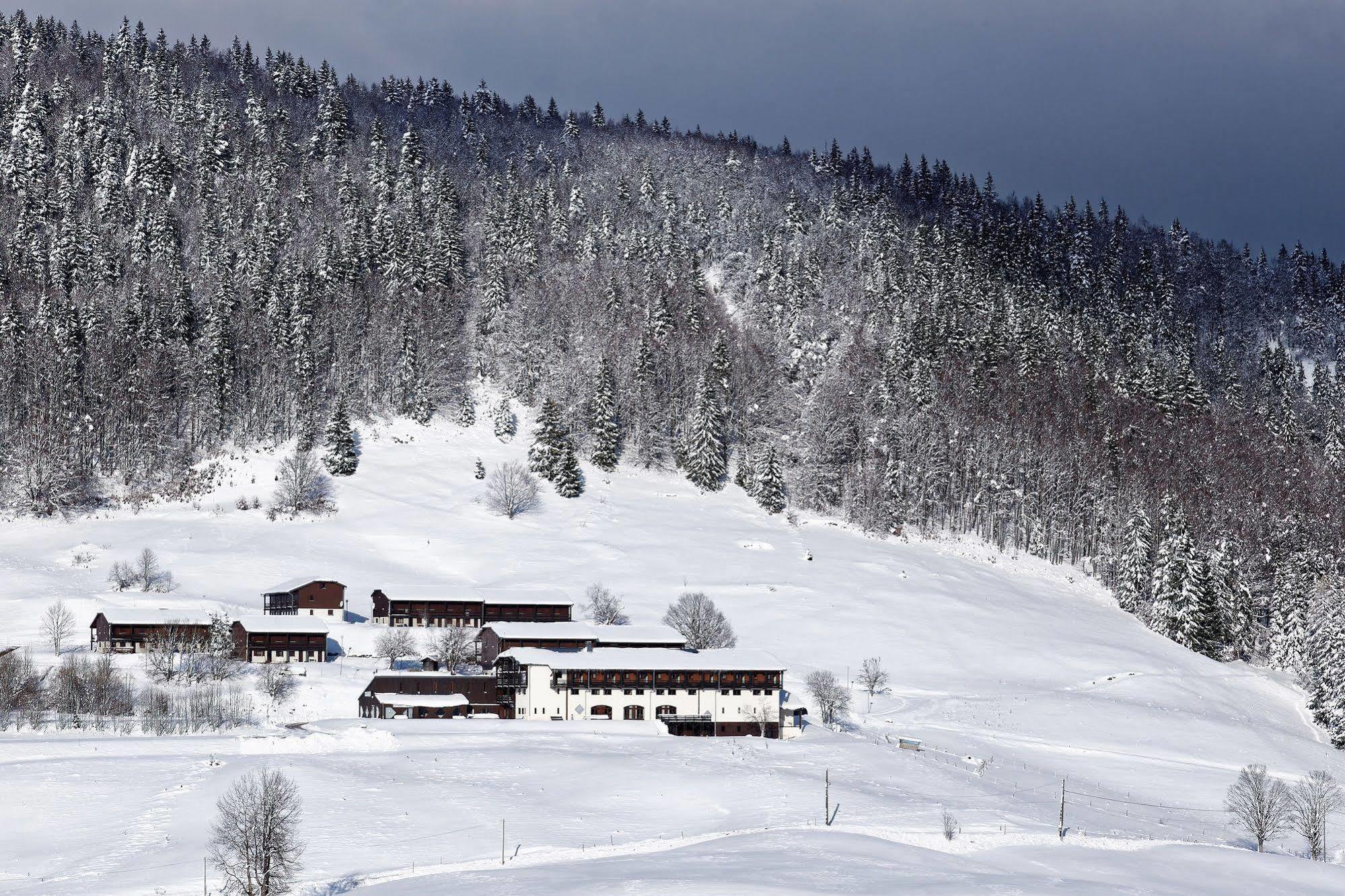 Hotel Club Le Risoux Bois-d'Amont Bagian luar foto
